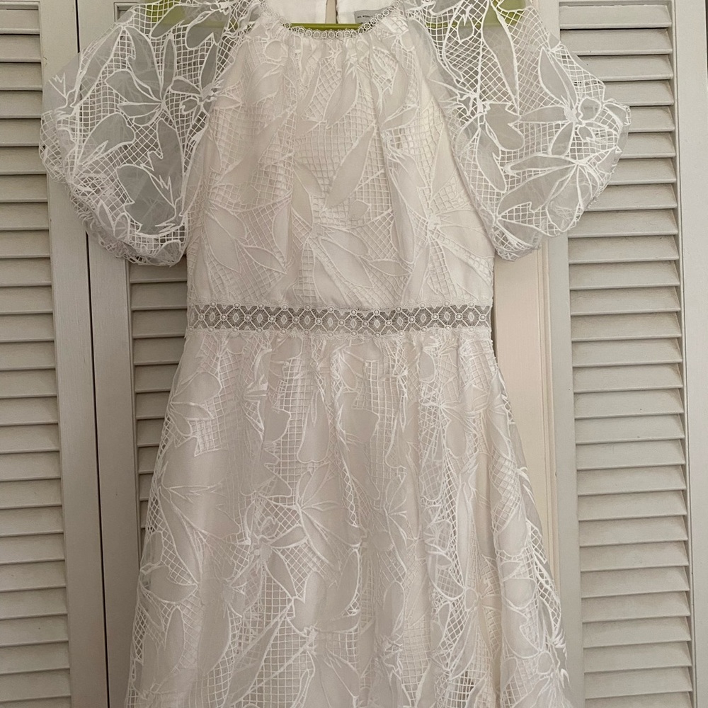 ML Monique Lhuillier White Lace Puff Sleeve Mini Dress 4 regencycore swiftie